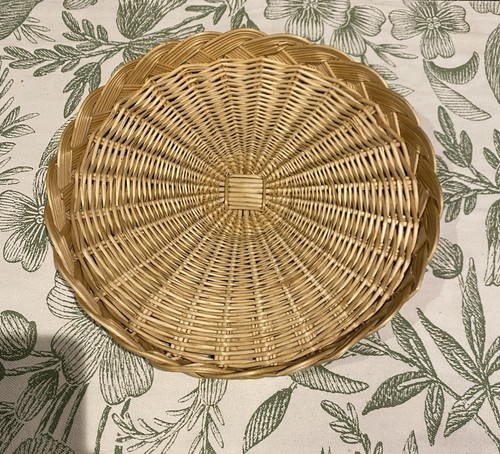 Vintage wicker circular - wicker,