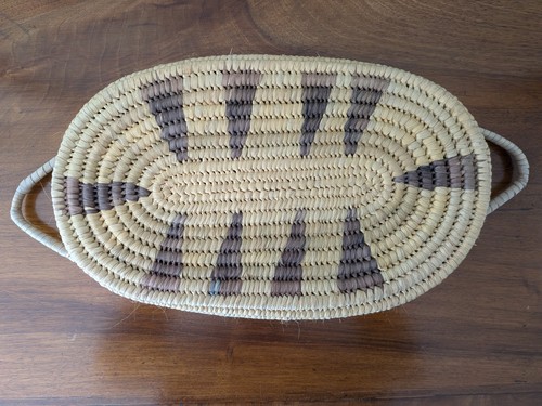 Oval wicker tray with - oval, handles