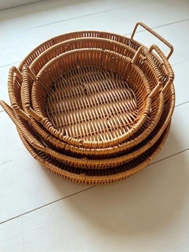 Round rattan wicker - round, serving