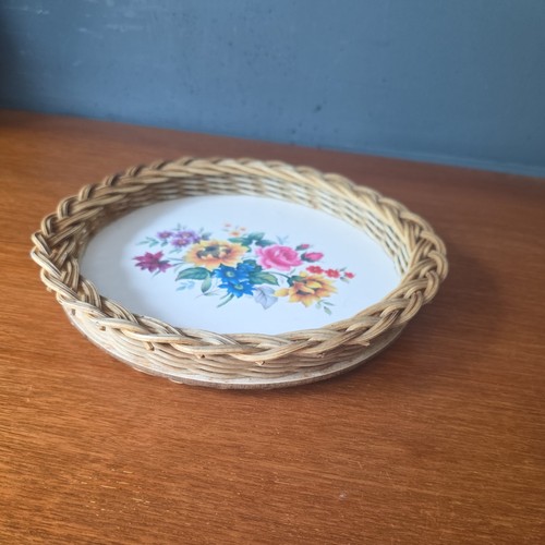 Vintage small wicker serving - vintage,