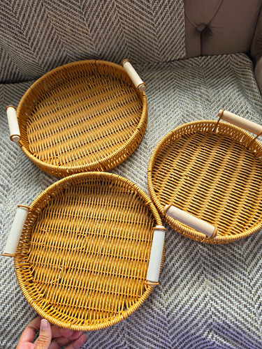 Set round wicker serving - of,